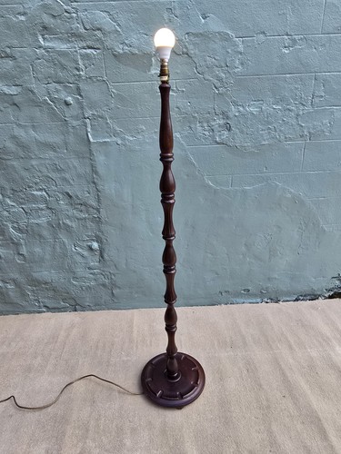 Modern carved standard lamp - carved,