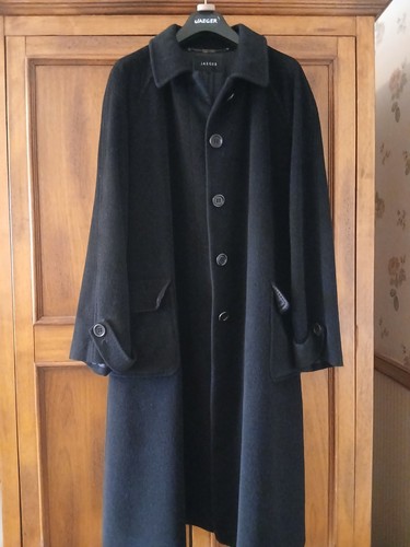 Black jaeger felt - black,