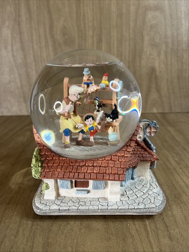 Disney pinocchio geppetto - &,