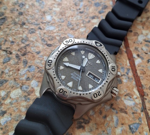 Seiko ags scuba 200m quartz - ags,