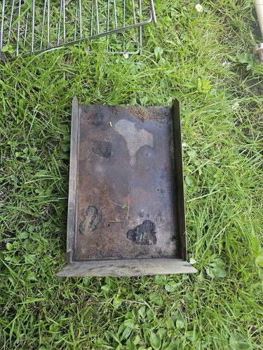 Rayburn ashpan vgc - no.3,