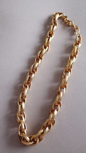 Monet gold tone long - tone,