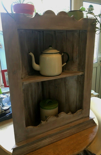 Old lime washed pine - washed, corner