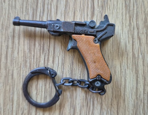 Vintage toy cap pistol key - pistol,