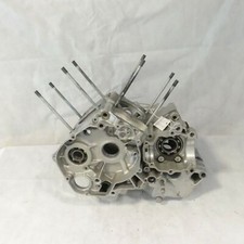 Yamaha XZ 550 engine cases