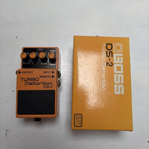 Boss turbo distortion - ds-2,
