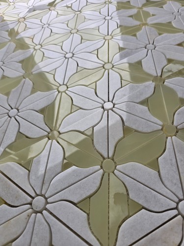 Floral mosaic wall - ✨,