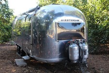 1966 Airstream Land Yacht -