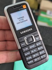 Samsung GT-E1120 (Unlocked) Mobile Phone Excellent Condition With Charger