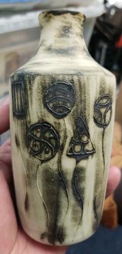 Scarce carn pottery cornish - carn,