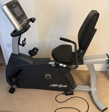 Life Fitness Recumbent Exercise Bike