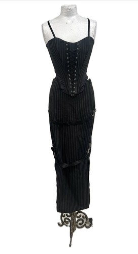 Y2k cyber goth - cyber,