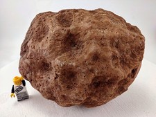 5.75" Unopened Large Geode