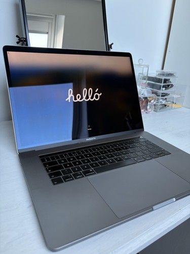 Apple macbook pro i7 - macbook, (2018)