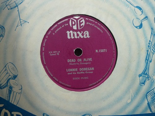 Vintage gramophone - , 5