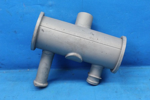Cessna 150 right hand - right, exhaust