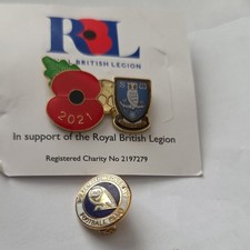 Sheffield Wednesday  Metal  Crest pin badge. Price includes uk delivery