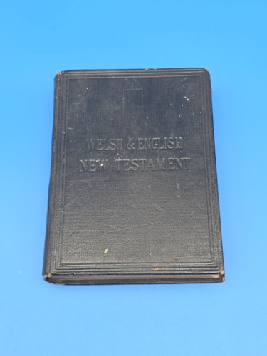 Vintage welsh english - &,