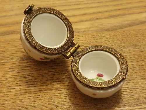 Vintage china porcelain - vintage:, china/porcelain