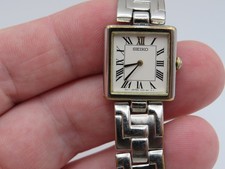 Vintage ladies quartz wrist
