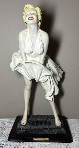 Marilyn monroe statue - statue, 18"