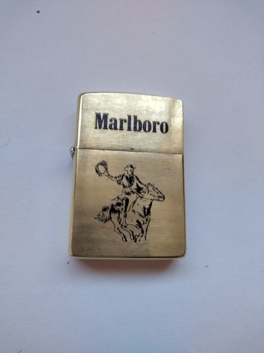 Marlboro promotional zippo - promotional,