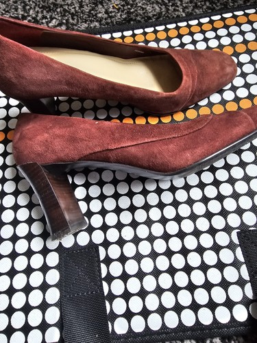 Ladies footglove burgundy - m&s,