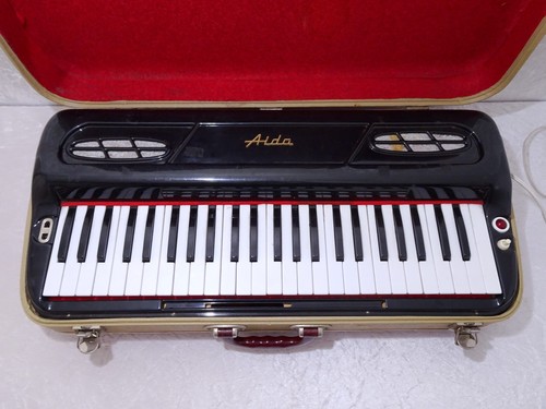 Aida harmophon reed organ case - aida,