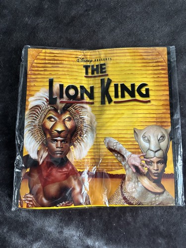 Disney lion king live - lion,