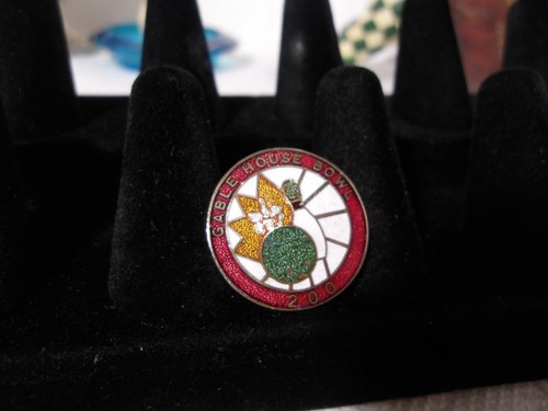 Hat lapel pin gable - pin, ~
