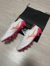 Mizuno Morelia Neo IV Beta