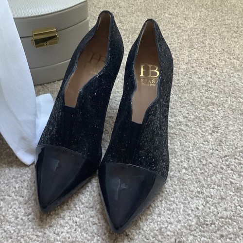 Navy ankle shoe boot size - -,