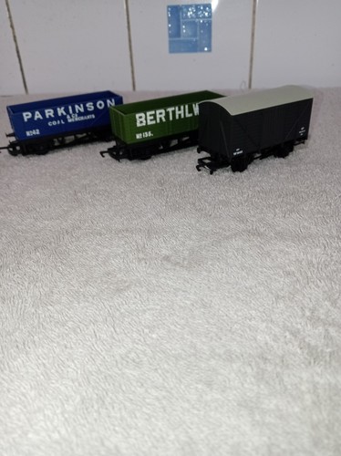 Hornby private owner wagons - private,