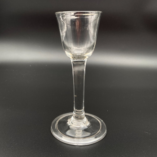 Georgian plain stemmed wine - stemmed,