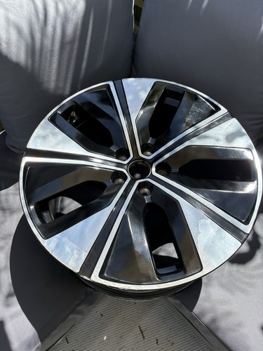 Polestar rear alloy - 2,