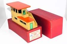 Hornby Dublo 5080 Metal Signal Cabin BOXED OO Gauge vgc