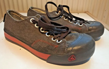 keen mens walking shoes size 7