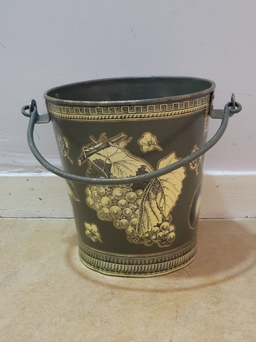 Vintage toleware style - toleware,