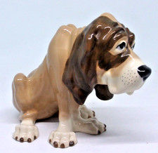 VINTAGE POTTERY  BLOODHOUND
