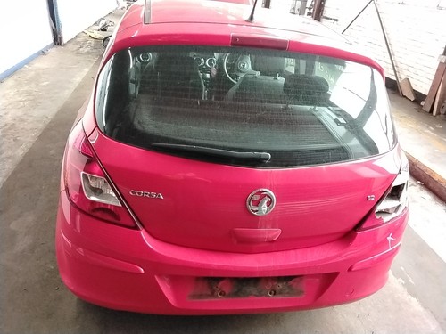 Tailgate boot vauxhall corsa - vauxhall,
