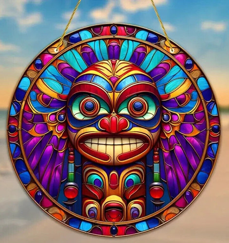Large totem pole - large,