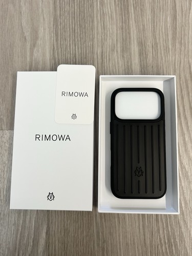 Rimowa black aluminium iphone - rimowa,