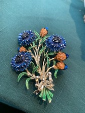 VINTAGE SIGNED EXQUISITE