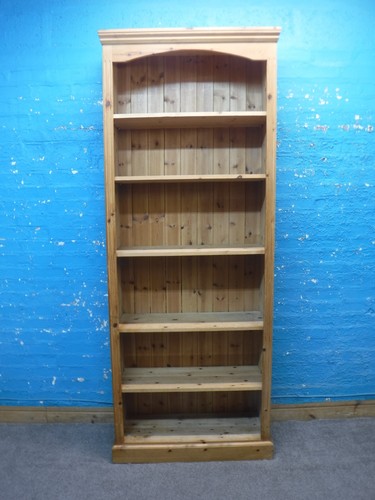 Chunky solid wood bookcase - chunky,