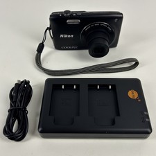Nikon Coolpix S3200 16.0mp Compact Digital Camera Black Travel with Charger