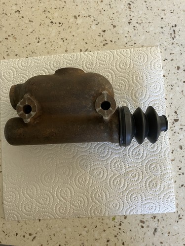 Lockheed brake master cylinder - master,