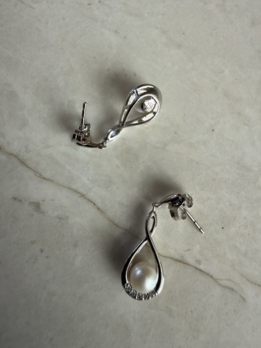 Hinds 9ct white gold - white,