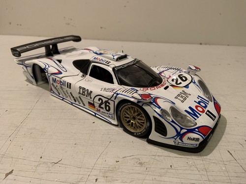 Scale maisto porsche 911 - porsche,
