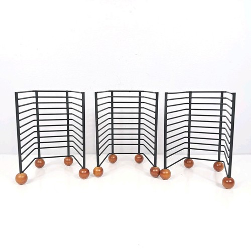 Lot black wire rack - lot,
