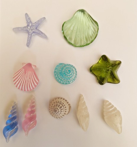 Glass seashell and starfish